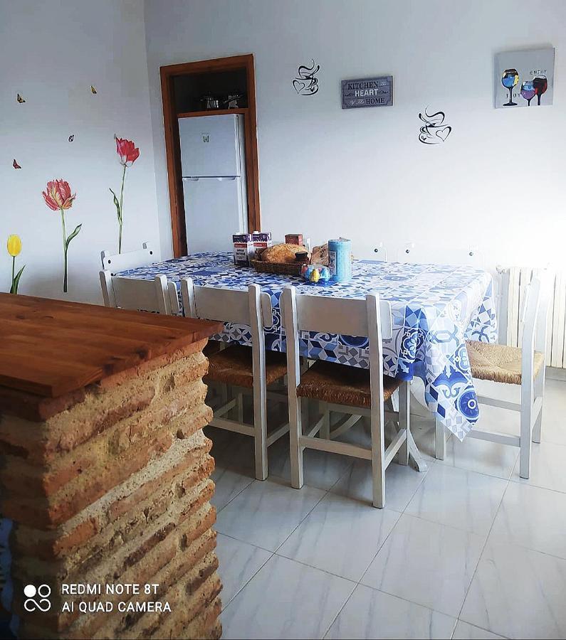 Apartamentos Rurales La Posada De Donato Nuevalos Exterior photo