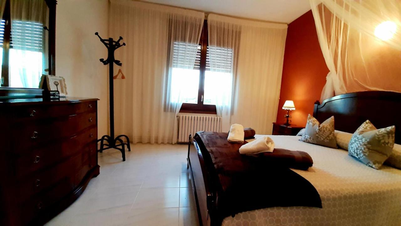 Apartamentos Rurales La Posada De Donato Nuevalos Exterior photo